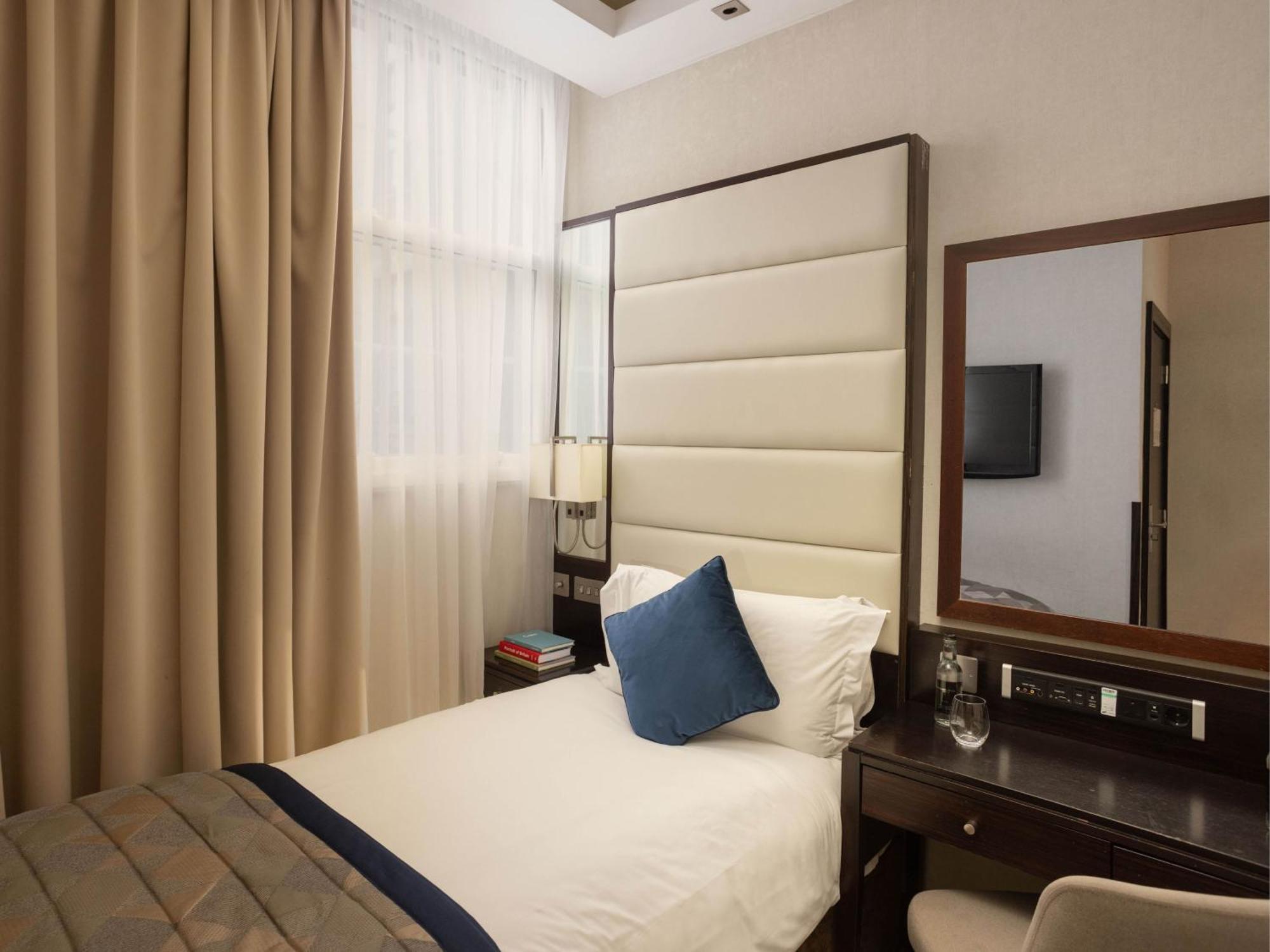 Montcalm Brewery, London City Kültér fotó A bedroom at the hotel