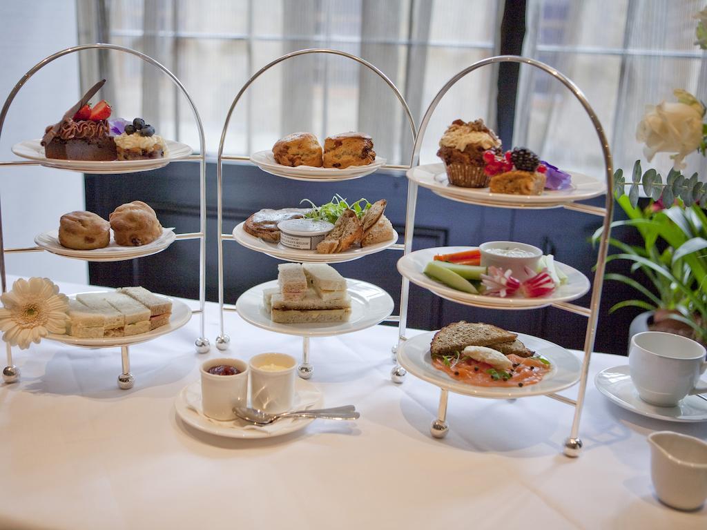 Montcalm Brewery, London City Kültér fotó Afternoon tea at the InterContinental London Park Lane